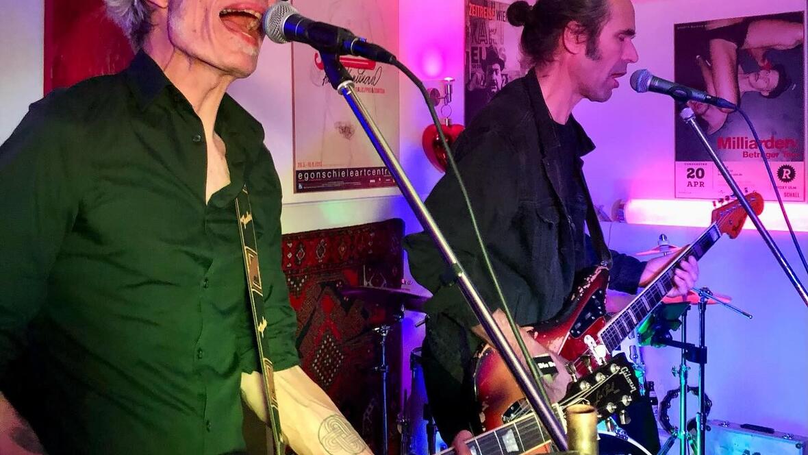 2026-02-10_23-23-33-creeping_candies