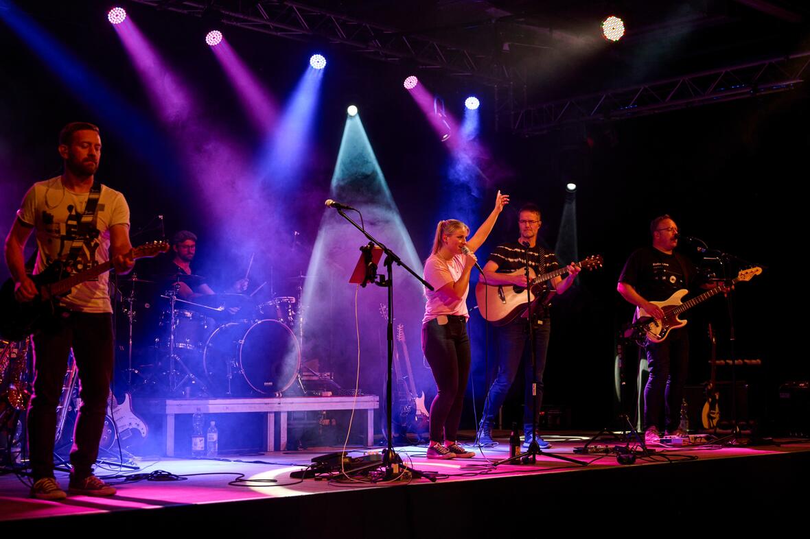 2026-04-28_09-01-11-1000205186