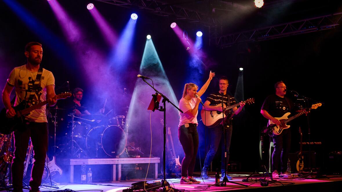 2026-04-28_09-01-11-1000205186