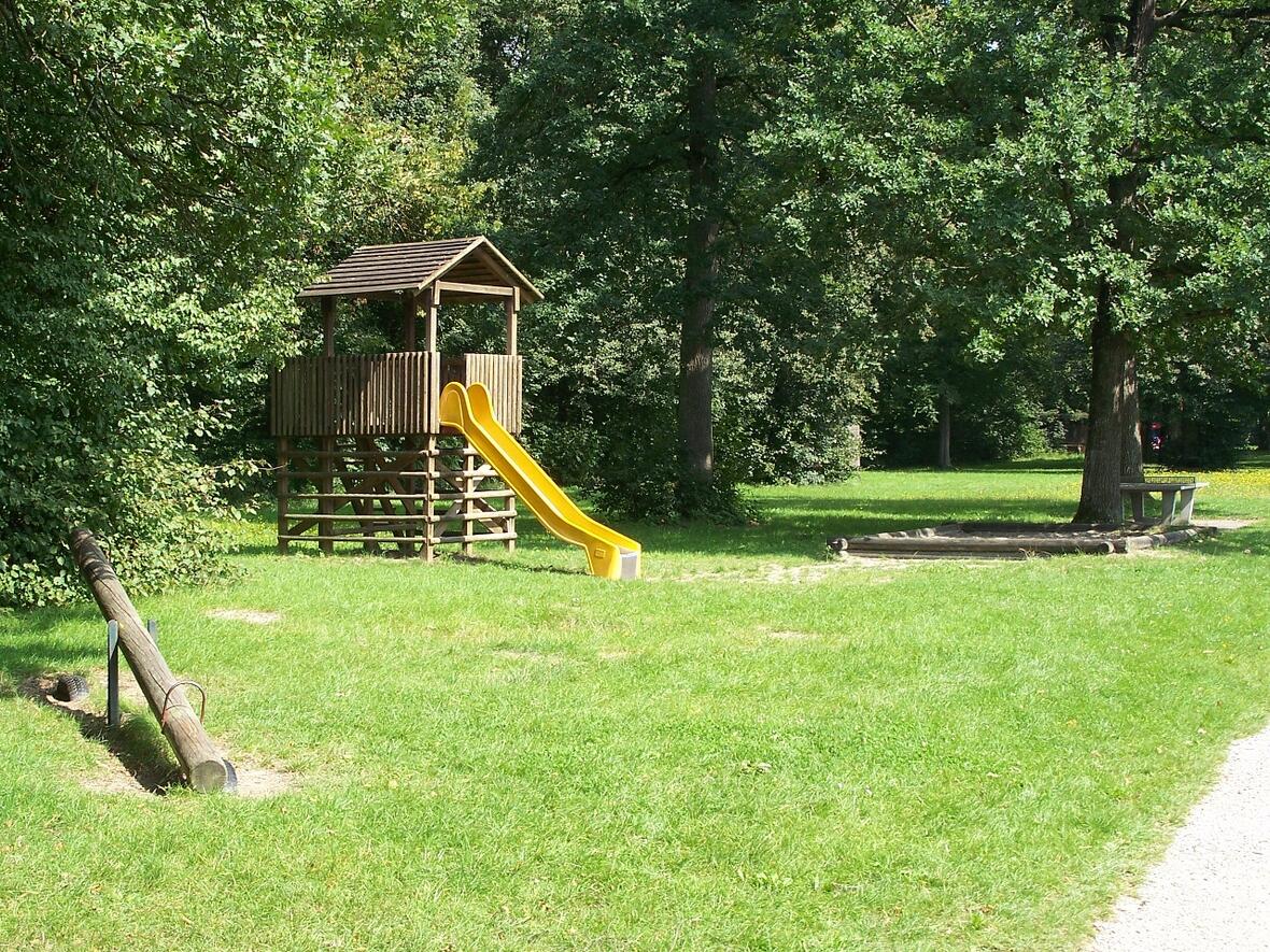 leitner_weiher_kleiner_spielplatz-c-verein_erholungsgebiete_ingolstadt_ev