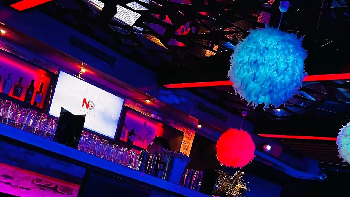 fly-cocktailbar