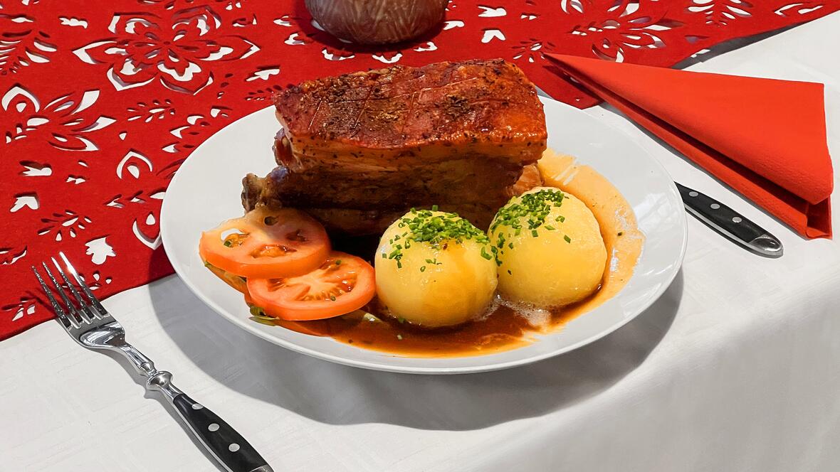 jagdschloessl_schweinebraten