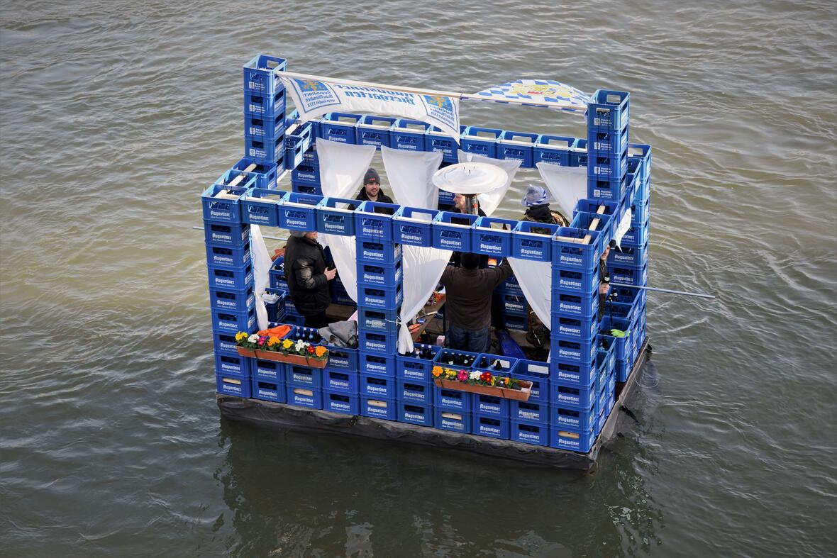 donauschwimmen-bierkasten