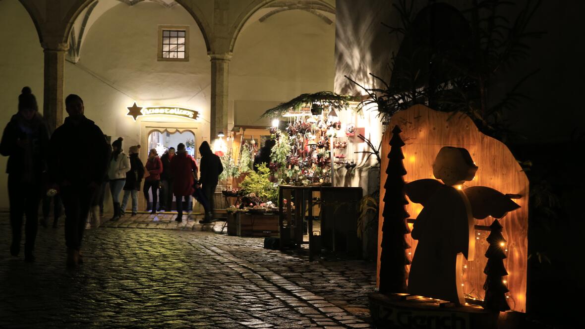 2022_12_09_neuburger_weihnacht0053-c-florian_staron